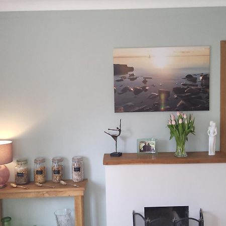 Ha'Penny Acre Bed & Breakfast Sherfield English ภายนอก รูปภาพ