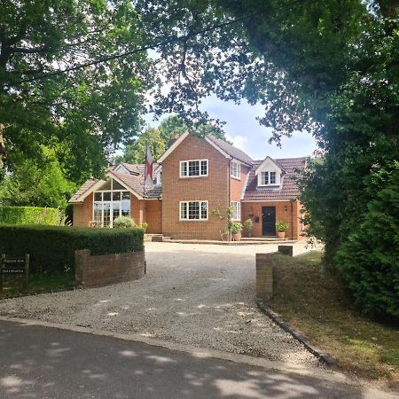 Ha'Penny Acre Bed & Breakfast Sherfield English ภายนอก รูปภาพ
