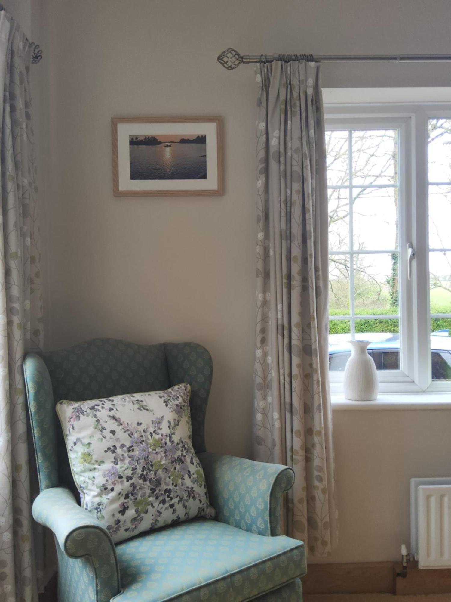 Ha'Penny Acre Bed & Breakfast Sherfield English ภายนอก รูปภาพ