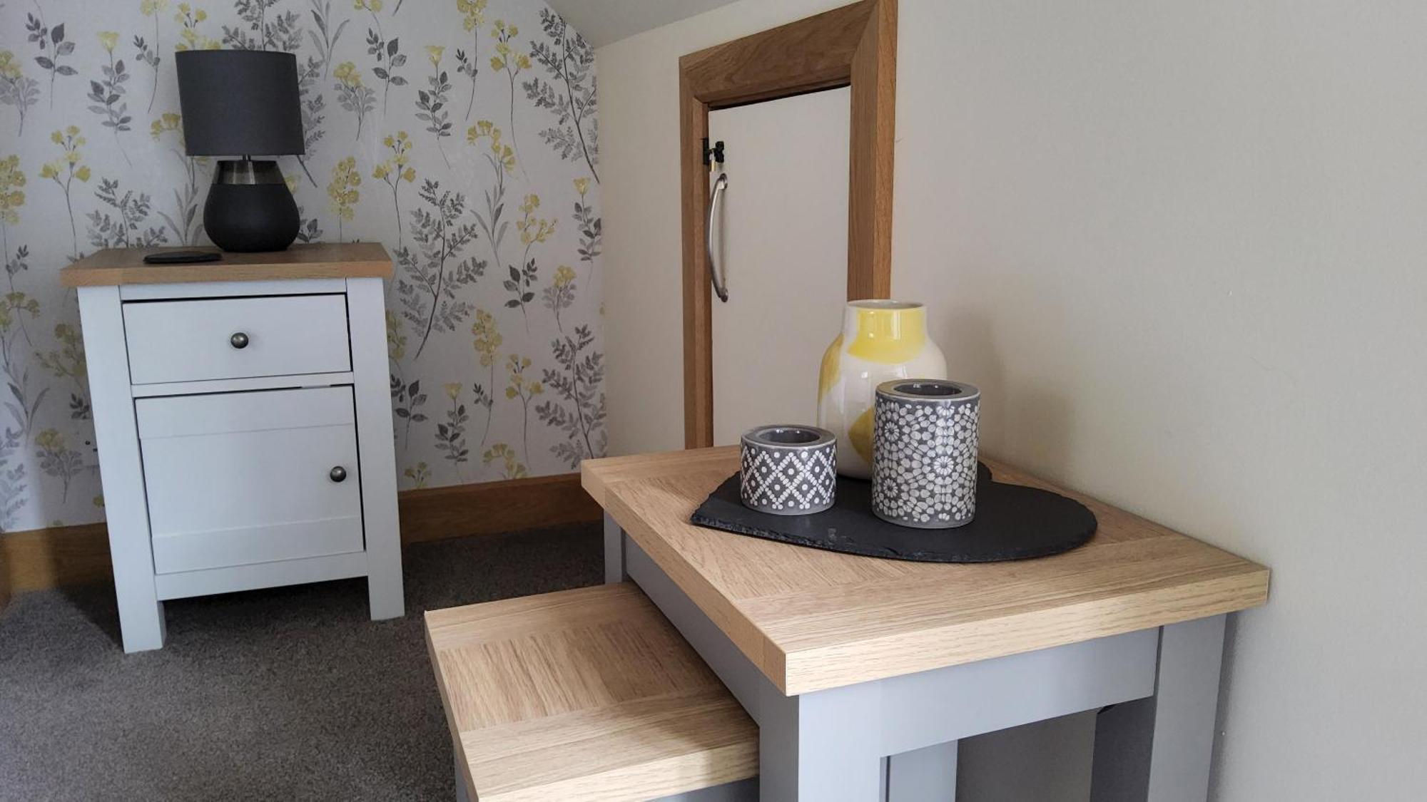 Ha'Penny Acre Bed & Breakfast Sherfield English ภายนอก รูปภาพ
