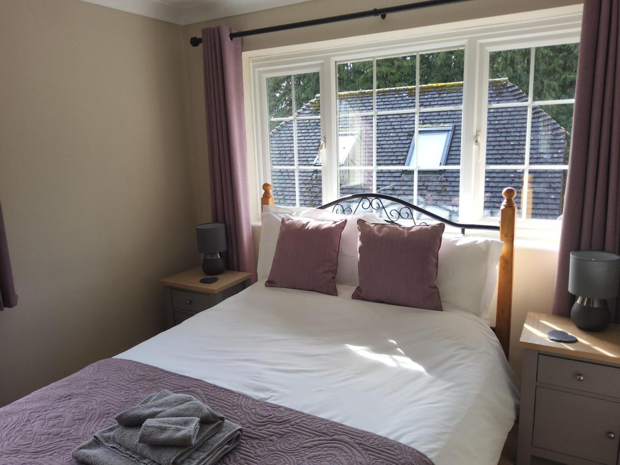 Ha'Penny Acre Bed & Breakfast Sherfield English ภายนอก รูปภาพ