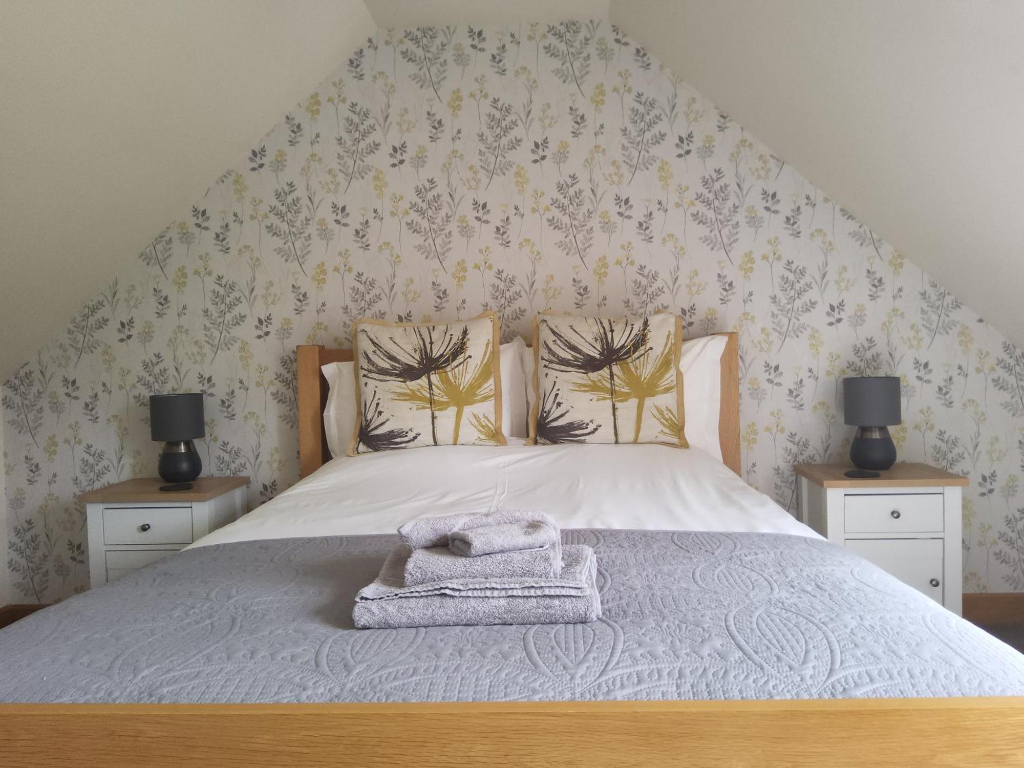 Ha'Penny Acre Bed & Breakfast Sherfield English ภายนอก รูปภาพ